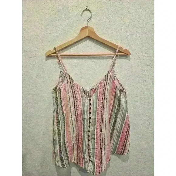 En creme cotton top. Size small. - Picture 4 of 4